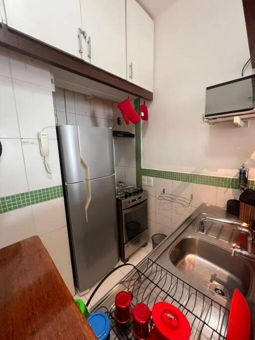 A 300 Metros Da B R 418 Ap805 Apartment *